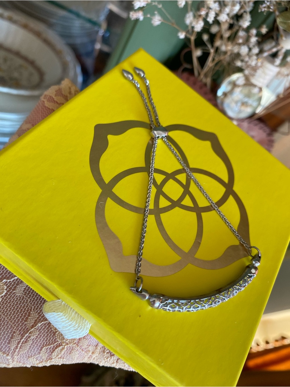 Kendra Scott Gilly Crescent Bracelet - Picture 3 of 8